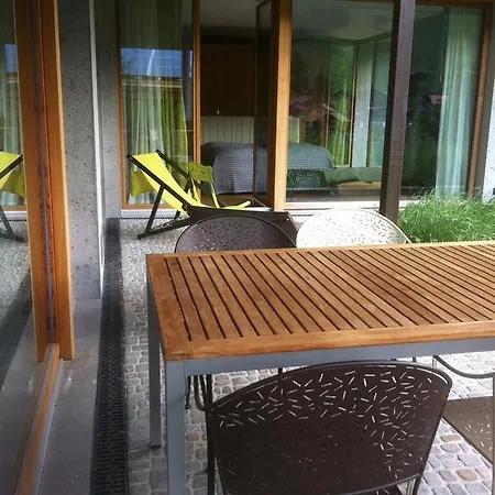 Park Mit Sauna Hamam Apartman